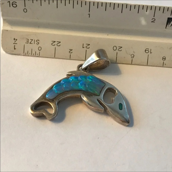 Pendent - Picture 3 of 3